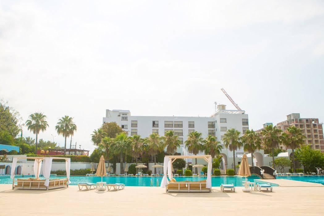 Uptown Bueyuek Anadolu Girne Hotel Exteriör bild